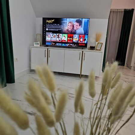 Gold Tag Apartament Timişoara Exterior foto